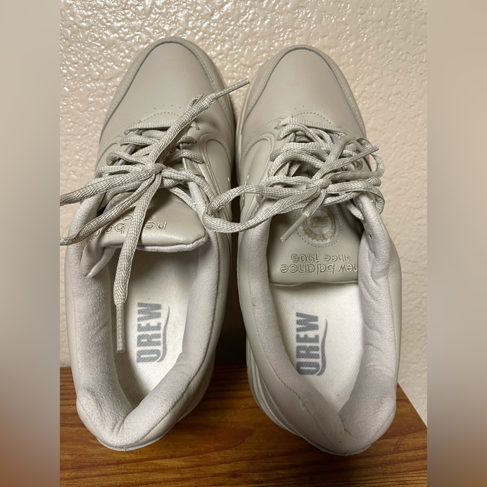 new balance 812 rollbar